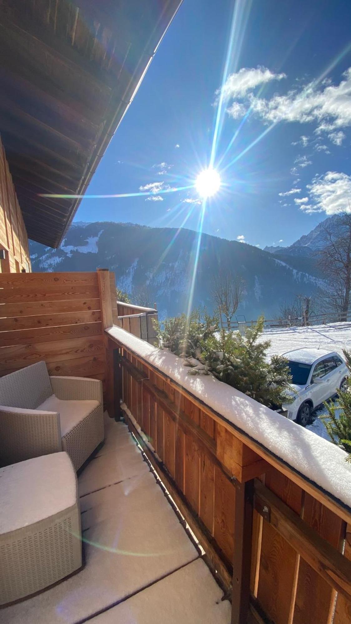 Hotel Almhof Innichen Exteriör bild
